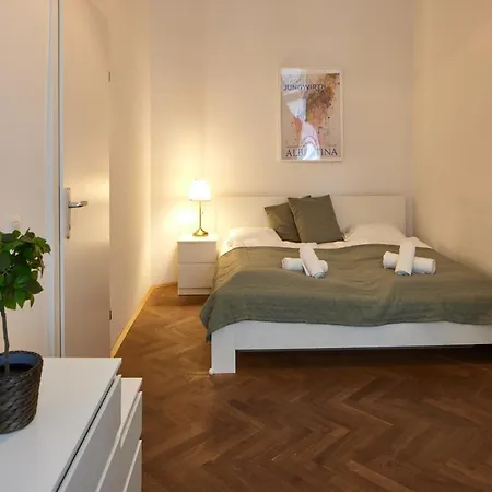Beautiful Restored - Close To Metro - II Vienna Exterior photo