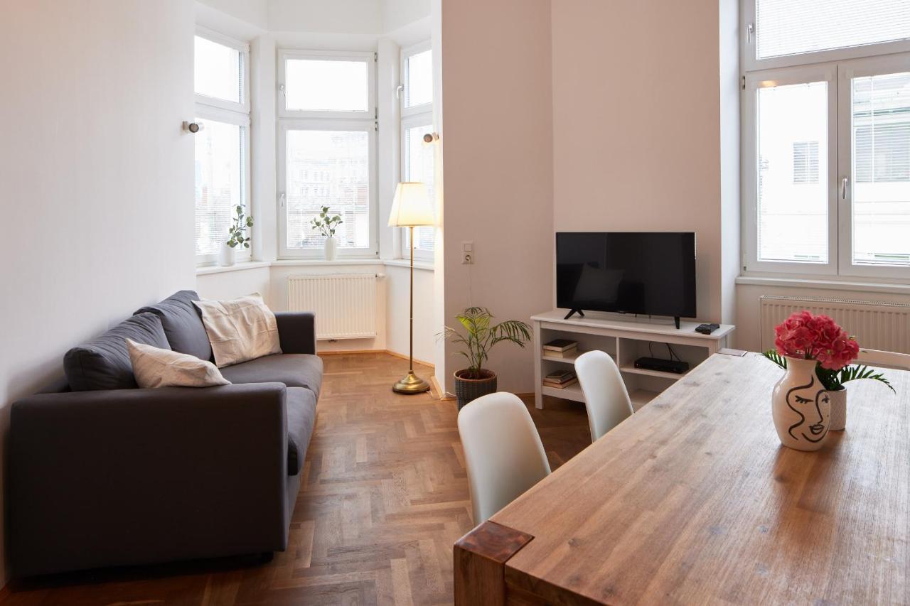 Beautiful Restored - Close To Metro - Ii Apartment